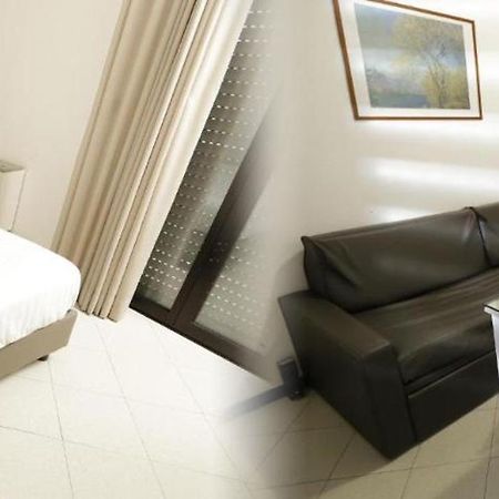 Gabbiano Apartments Ріміні Екстер'єр фото