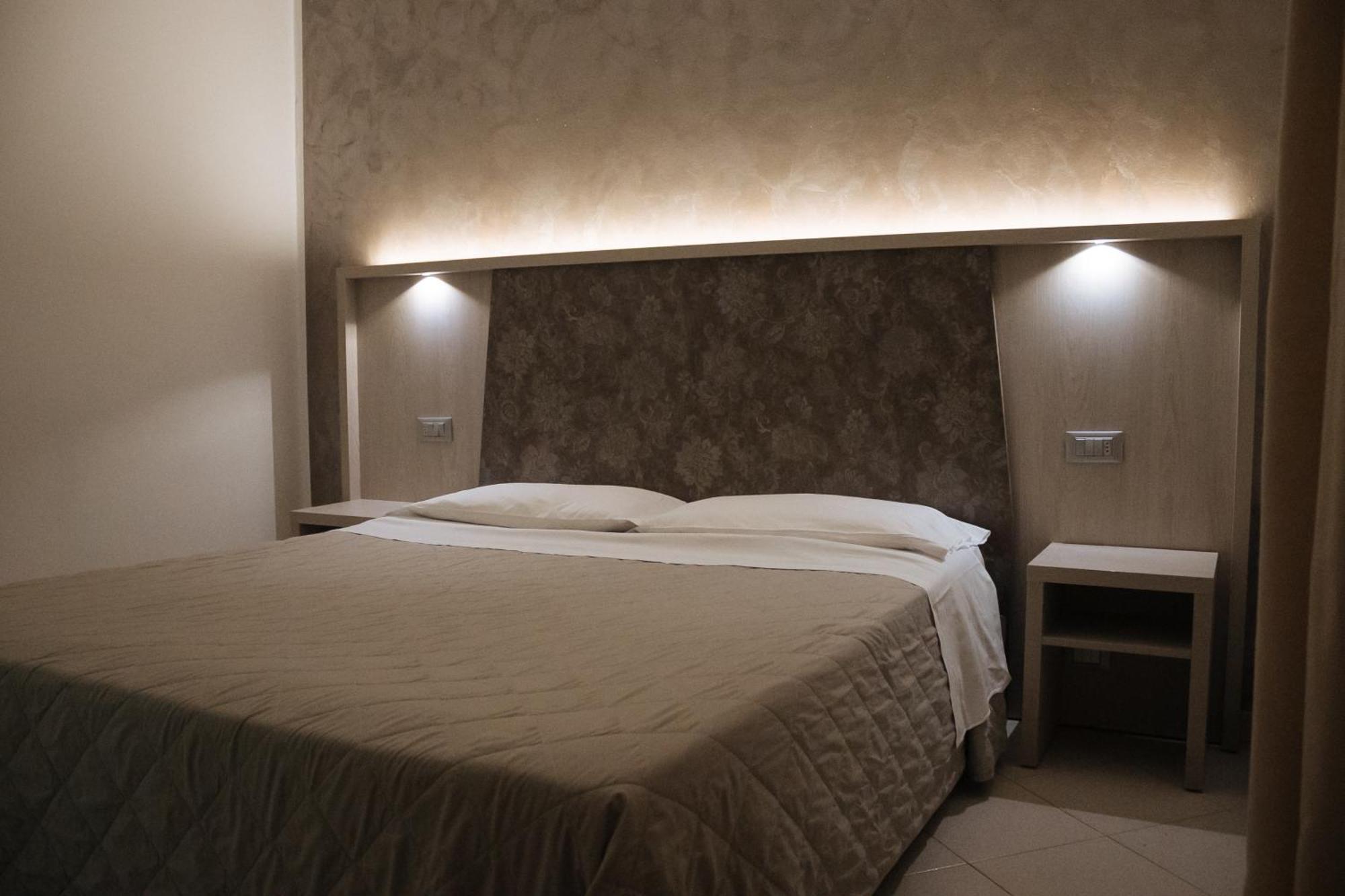 Gabbiano Apartments Ріміні Екстер'єр фото