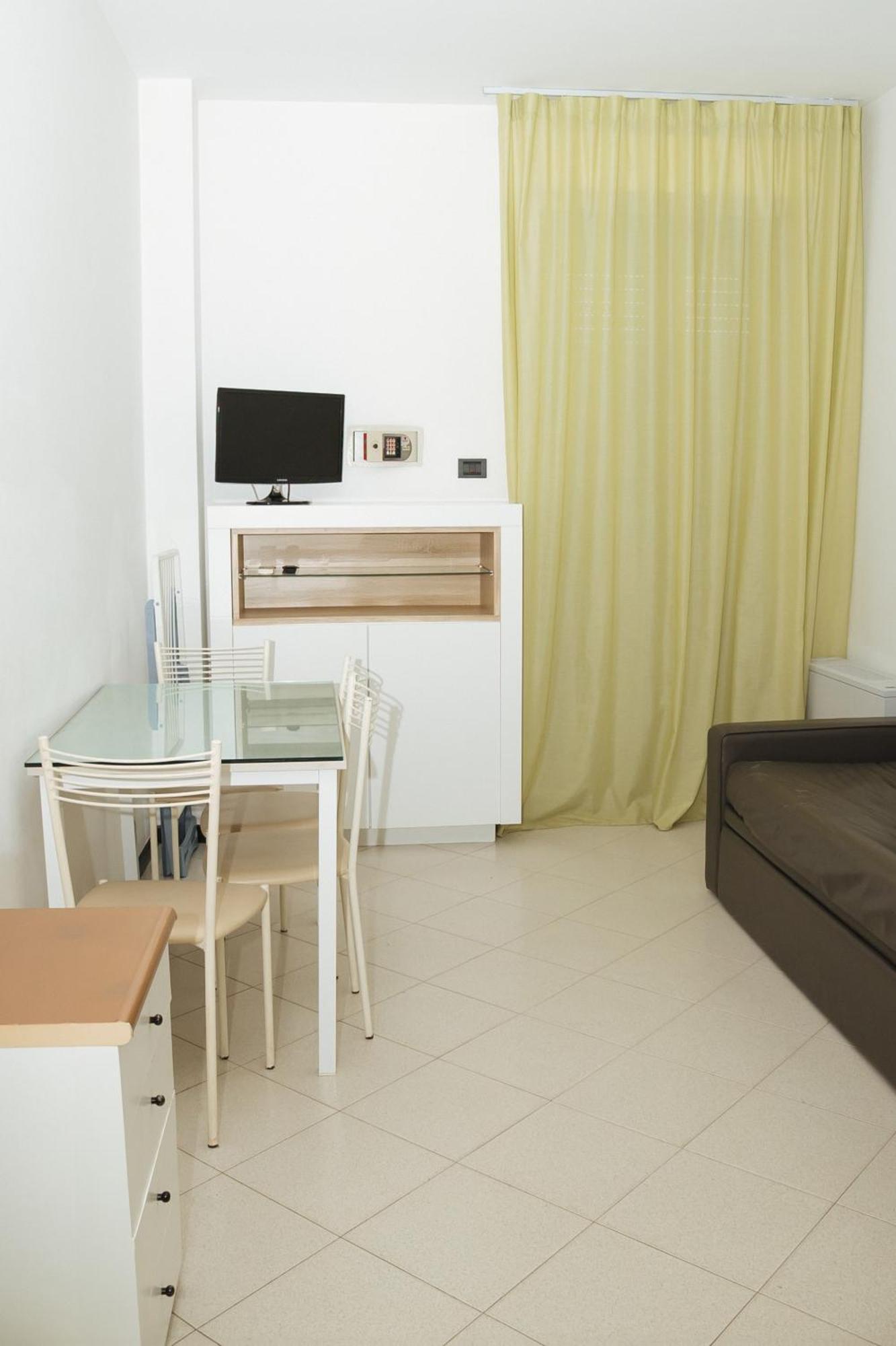 Gabbiano Apartments Ріміні Екстер'єр фото